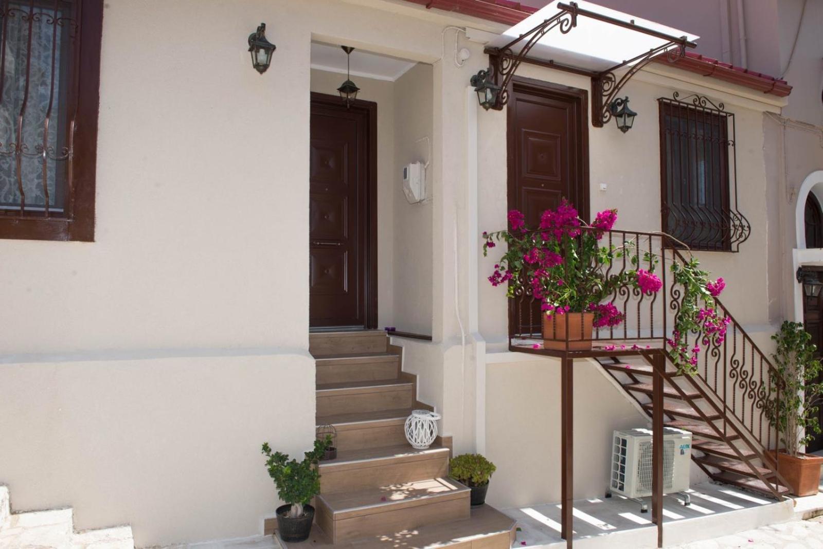 Katerina 1 Bedroom House Zakynthos Town Exterior photo